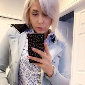 Meet your Posher, Scarlet